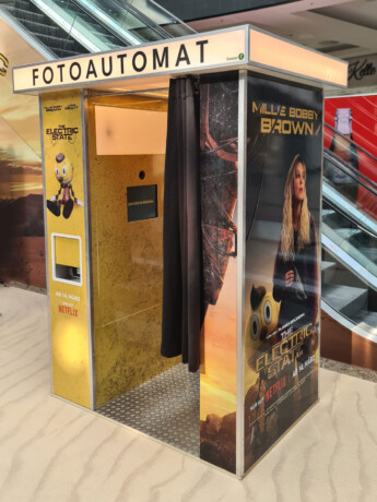 Fotokabine mit Netflix Branding - Eventmodul mieten